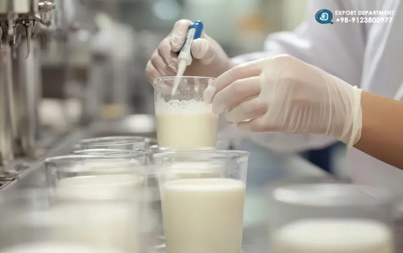 أسباب فساد الحليب: دليل شامل حول التلوث الميكروبي وسبل المكافحة للمستهلكين والمتخصصين في قطاع الألبان